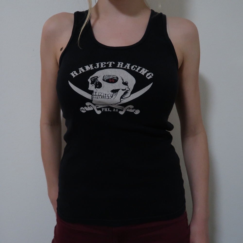 AMERICAN APPAREL SKULL TANKKK☠️☠️☠️☠️☠️☠️